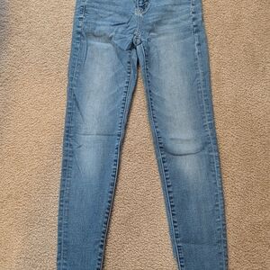 American Eagle Outfitters Light Blue Skinny Jeans